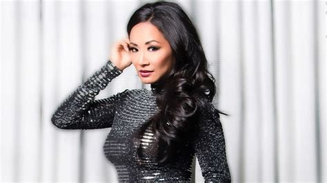 Early Life and Professional Beginnings of Gail Kim