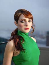 Figure of Tamla Kari: Body Measurements