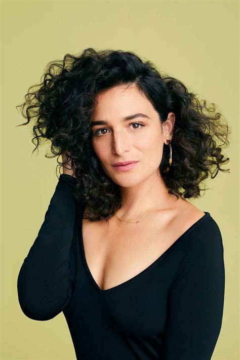 Jenny Slate's Beauty and Fashion Secrets