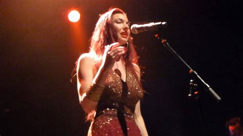  Chrysta Bell: An All-Round Talent 