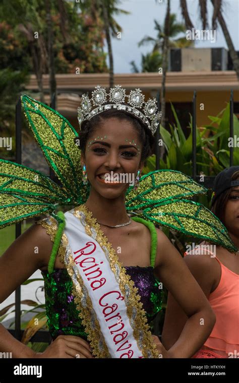  Early Years of the Dominican Beauty 