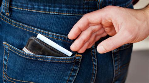  Essential Strategies to Avoid Wallet Theft 