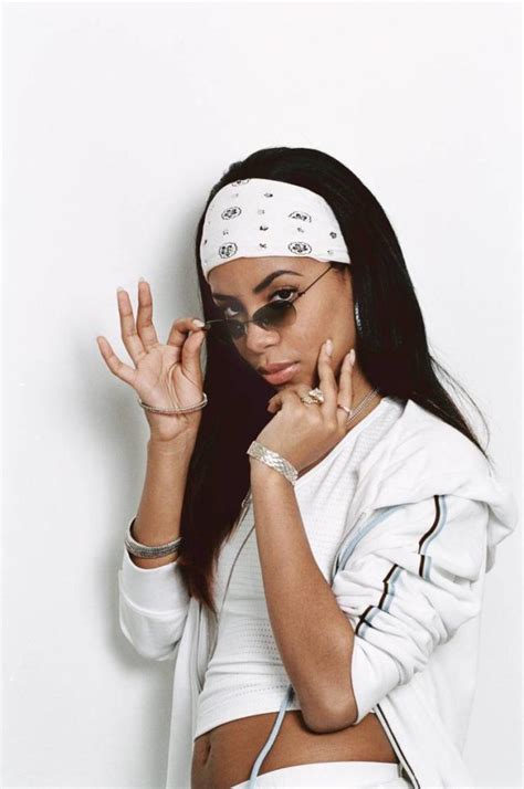 Aaliyah Haughton's Iconic Style and Fashion Influence