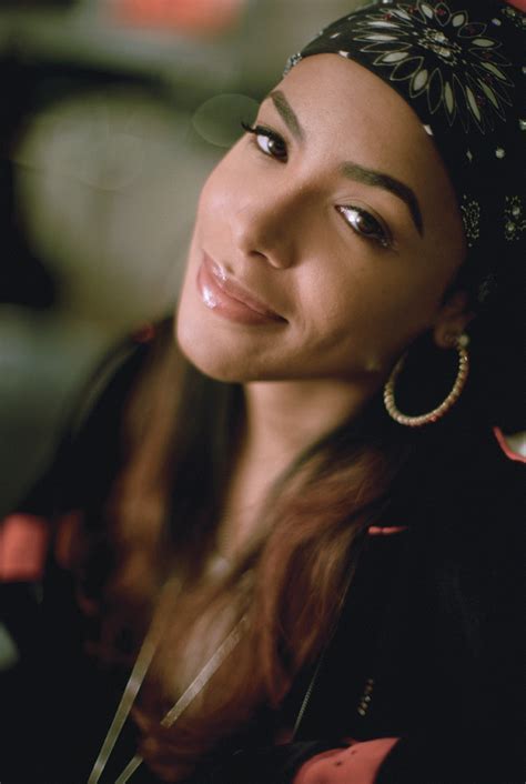 Aaliyah Marie Biography