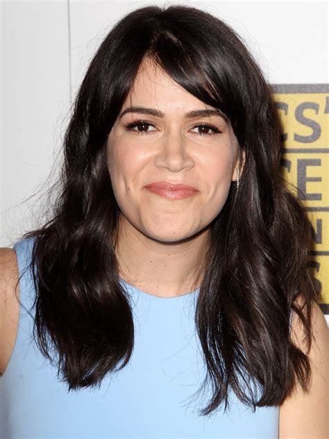 Abbi Jacobson: A Versatile and Multi-Talented Humorist