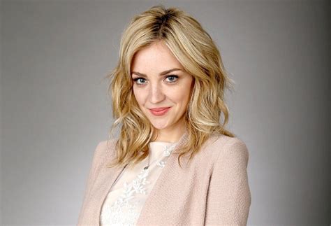 Abby Elliott's Impressive Net Worth