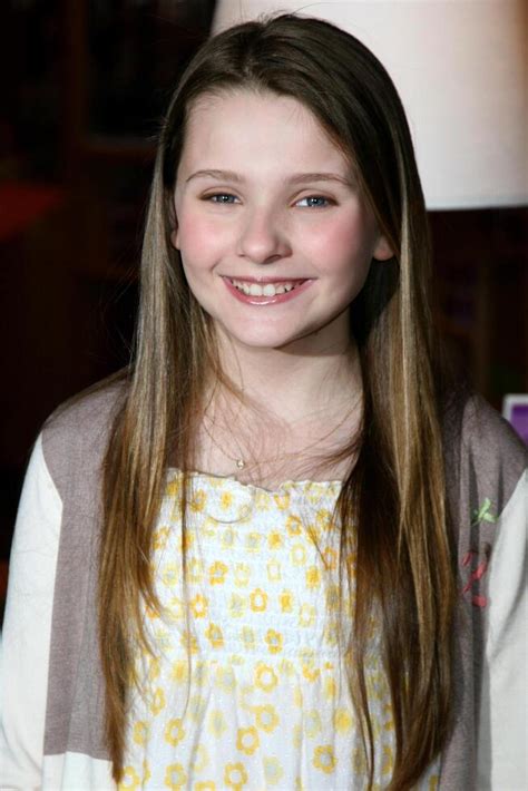 Abigail Breslin's Physical Appearance