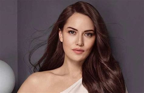 Achievements and Awards in the Acting Career of Fahriye Evcen