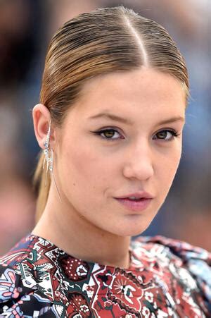 Adele Exarchopoulos Biography