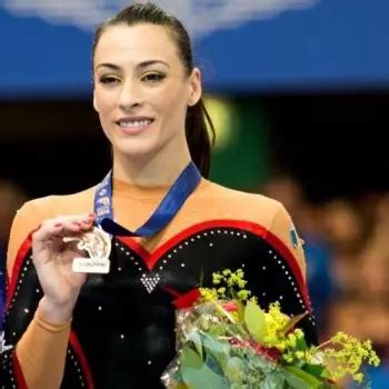 Age, Height, and Figure of Catalina Ponor