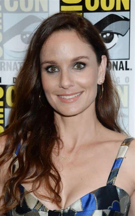 Age: How Old is Sarah Wayne Callies?