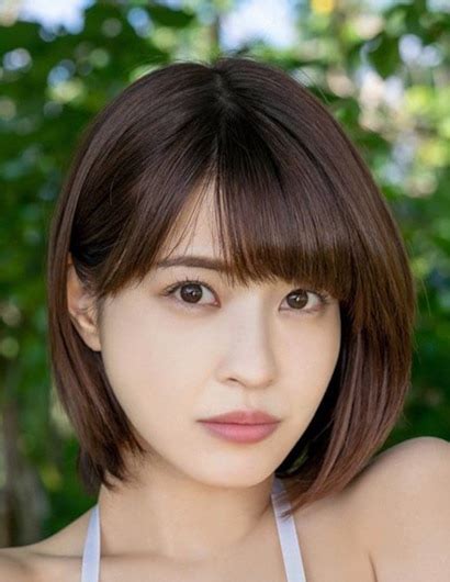 Age: How old is Asuka Kishi?