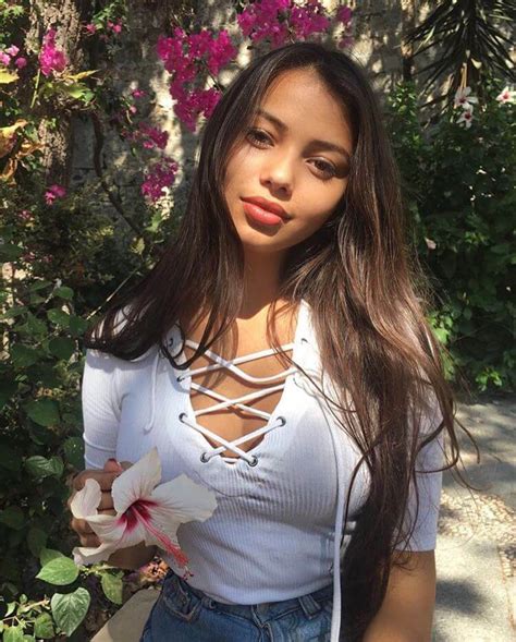 Age and Background of Fiona Barron