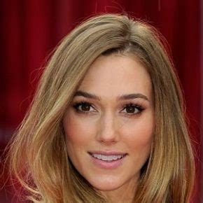 Age and Height of Jacqui Ainsley