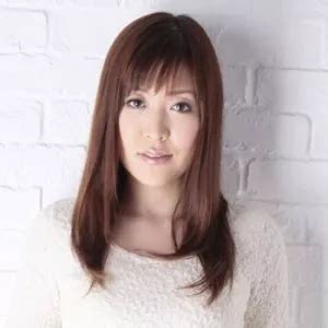 Akane Satozaki's Early Life and Background