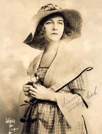 All About Dorothy Gish - Figure