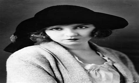 All About Dorothy Gish - Height