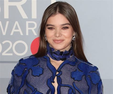 All About Hailee Steinfeld: Biography and Career