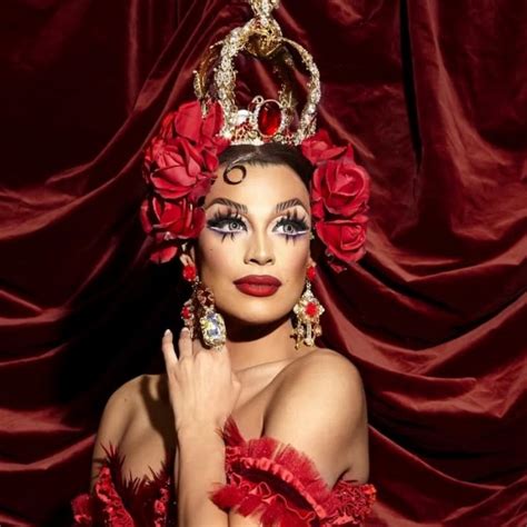 All About Valentina's World-Biography