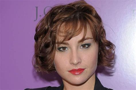 Allison Scagliotti Figure and Measurements