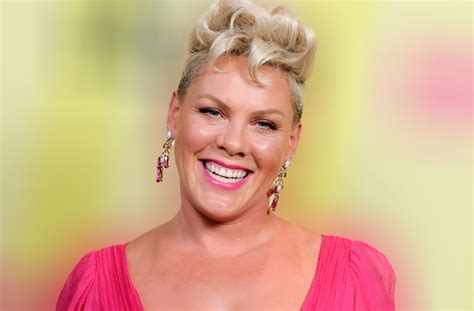 Amanda Pink Net Worth: