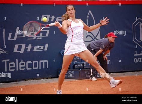 Amelie Mauresmo's Playing Style and Technique