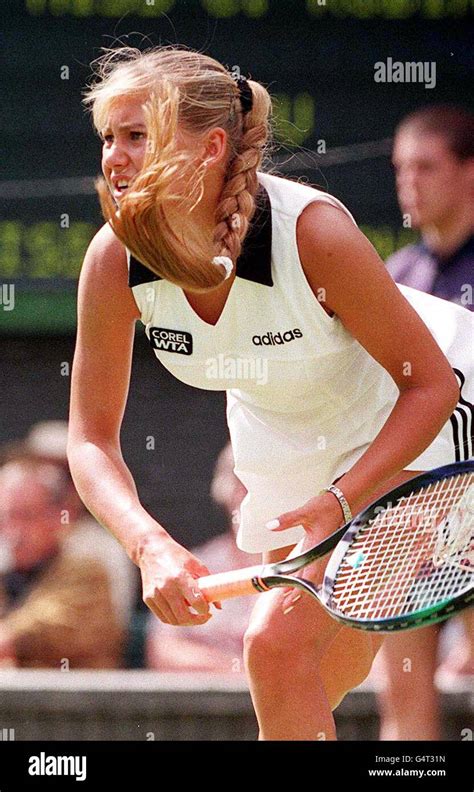 Ana Kournikova: A Tennis Sensation