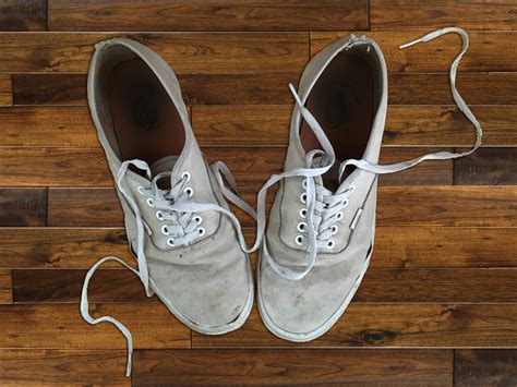 Analyzing the Emotional Connection to Dreaming About Well-Worn Footwear