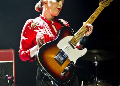 Anna Calvi: Early Life and Education