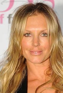 Annalise Braakensiek's Net Worth Unveiled