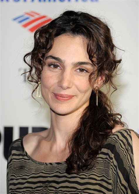 Annie Parisse's Social Media Presence and Impact