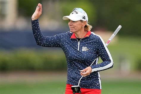 Annika Bond's Net Worth and Investments