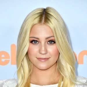 Ava Sambora's Education and Achievements