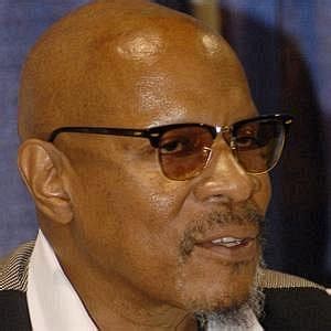 Avery Brooks: Net Worth Revealed