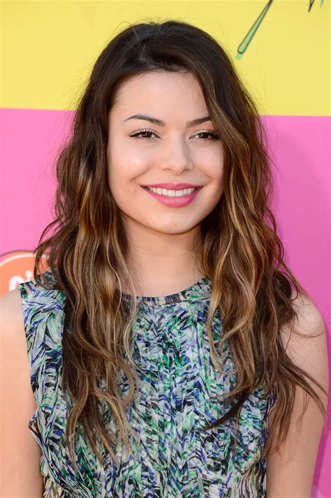 Awards and Achievements of Miranda Cosgrove