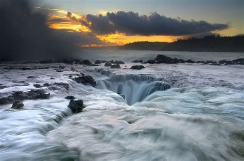 Awe-Inspiring Rainfall: Exploring Extraordinary Precipitation Phenomena