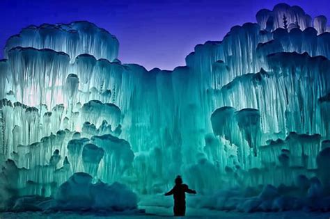 Awe-Inspiring Sights: Capturing the Beauty of Nature's Ebb and Flow