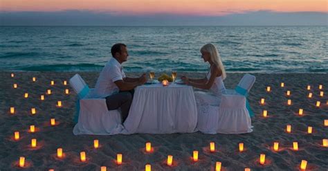 Beachside Bliss: Proposing in Paradise