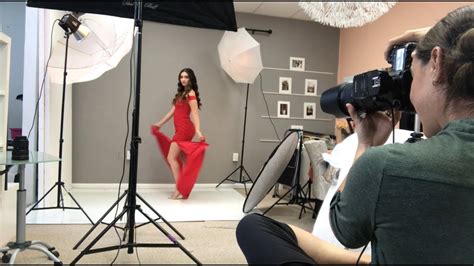 Behind the Scenes of Ginyer Alvarez's Shoots