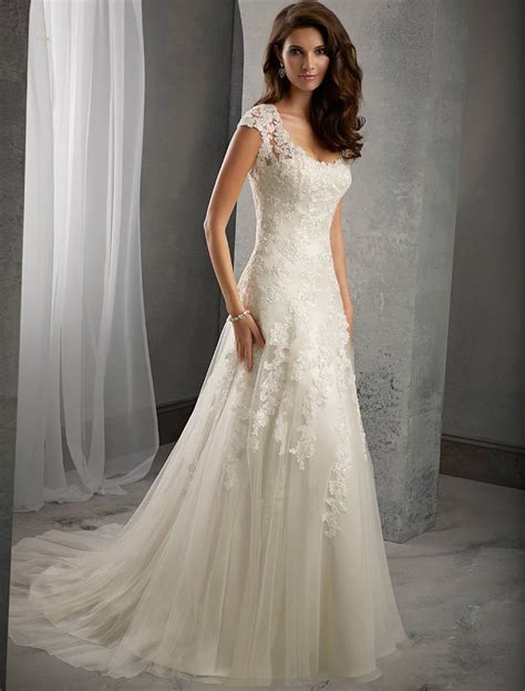 Beyond the Bridal Gown: Ivory Lace for Any Event