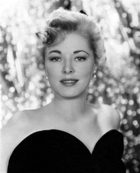 Body Measurements: Eleanor Parker's Figure