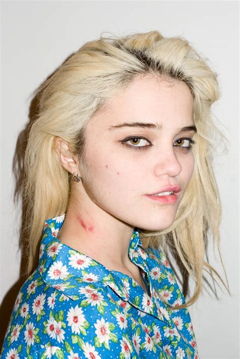 Brief Overview of Sky Ferreira's Life