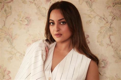 Charity and Humanitarian Work of Sonakshi Sinha