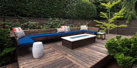 Choosing the Right Material for Your Outdoor Seating