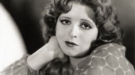 Clara Bow: Age, Height, and Figure