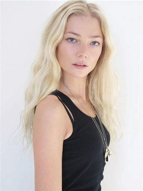 Clara Paget's Transition to Acting