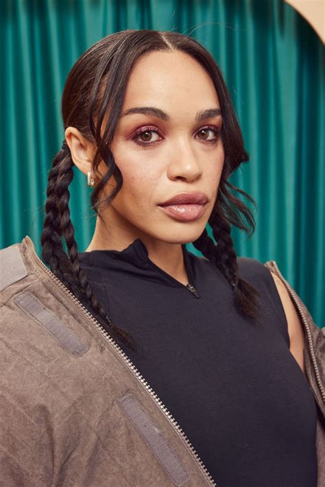 Cleopatra Coleman's Stature