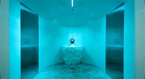 Cold Rooms as a Trend: The Rise of Cryotherapy and Cold Spa Treatments