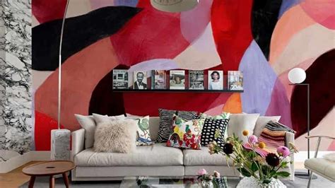 Creating a Statement Wall: Accentuating Your Space with dynamic Orange