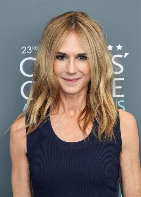 Critics' Reviews and Impressions of Holly Hunter